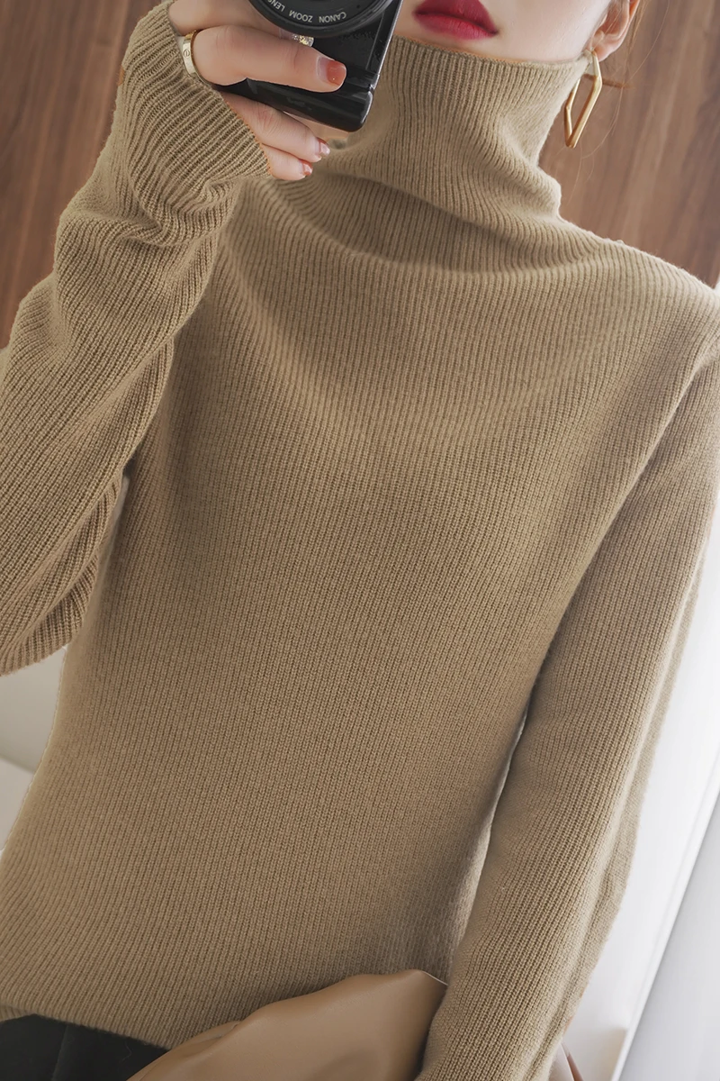 High end cashmere knitted pullover women's long sleeved loose with a lazy high neck sweater coat