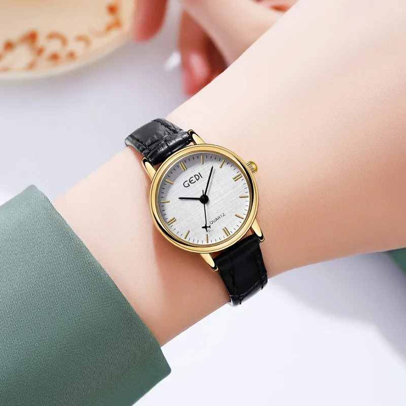 Retro Women Fashion Waterproof Leather Wristwatch Small Dial Senior Exquisite Texture Women Quartz Watch Casual Students Watches