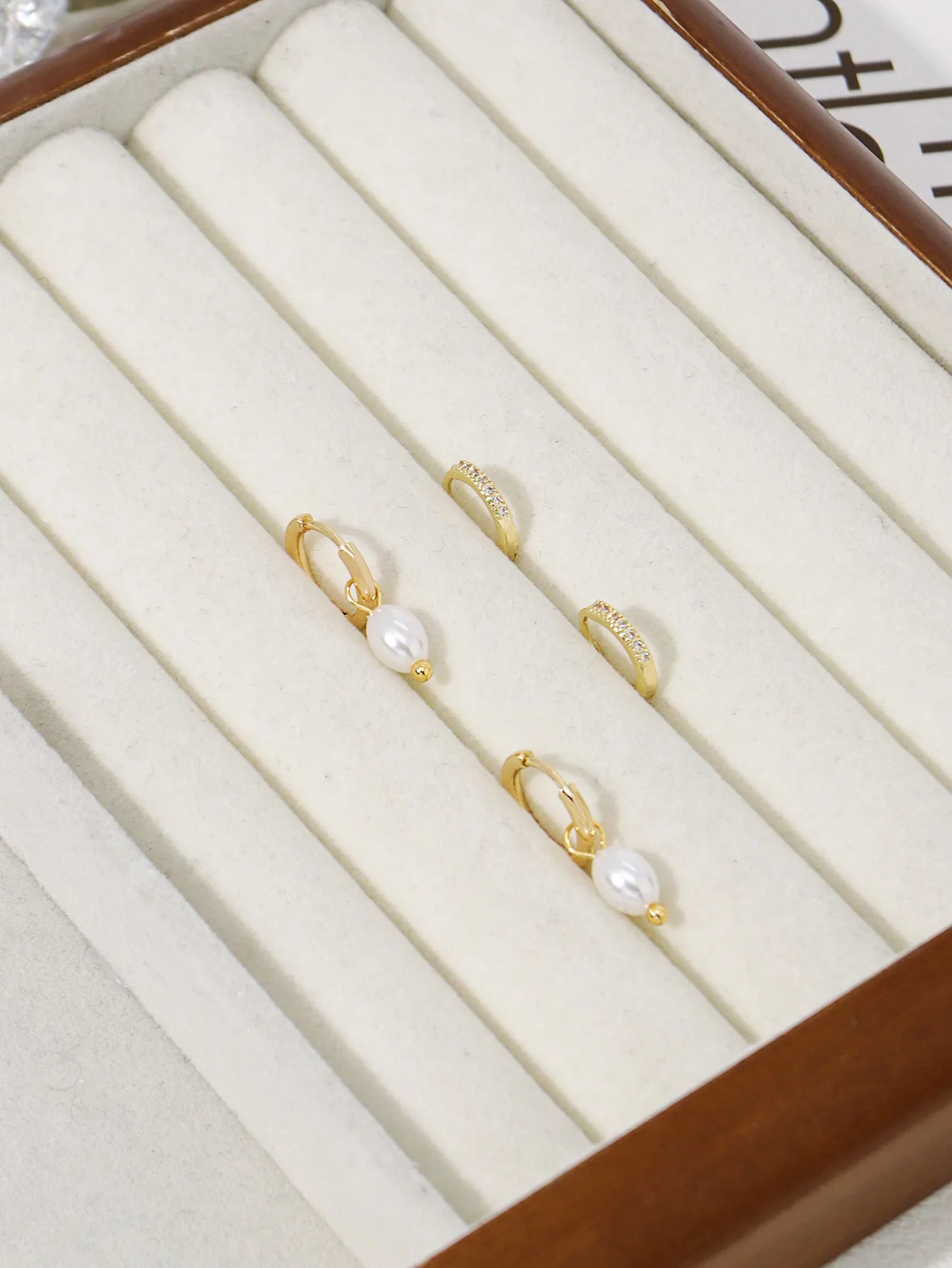 4PCS Pearl Pendant Earrings Set For Women