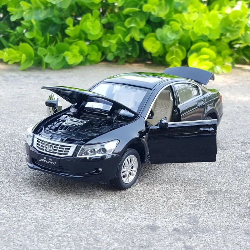 Модель автомобиля из сплава HONDA Accord 1:32, литой металлический игрушечный автомобиль, Коллекционная модель автомобиля со звуком и фотомагнитом, детские игрушки, подарок