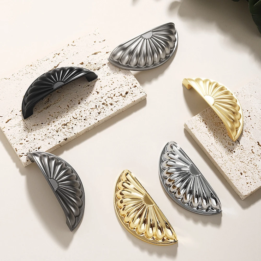 Description Picture 2 of itemFashion Zinc Alloy Shell Cabinet Handle Shell Style Multifunctional Furniture Knobs Hardware Furniture Drawer Pull Handles Door