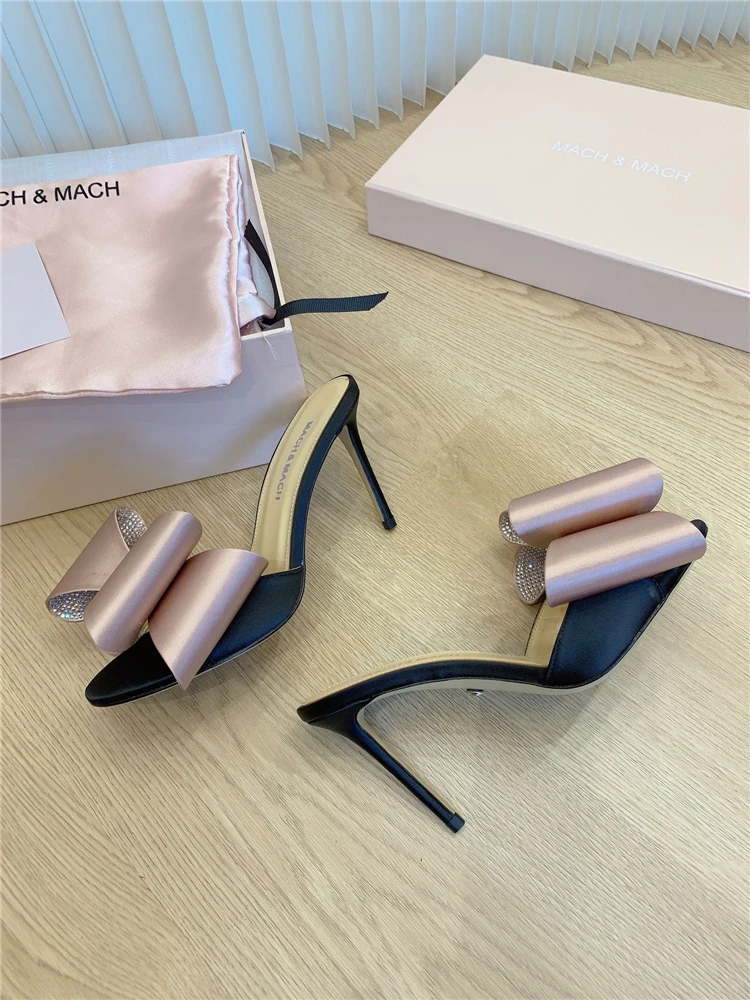 Cheap Mach Le Cadeau Double Bow Cinturino Alla Caviglia Sandalo Slingback Donna Mule Slipper Sandali Scarpe A Punta Con Cinturino Alla Caviglia In Ras