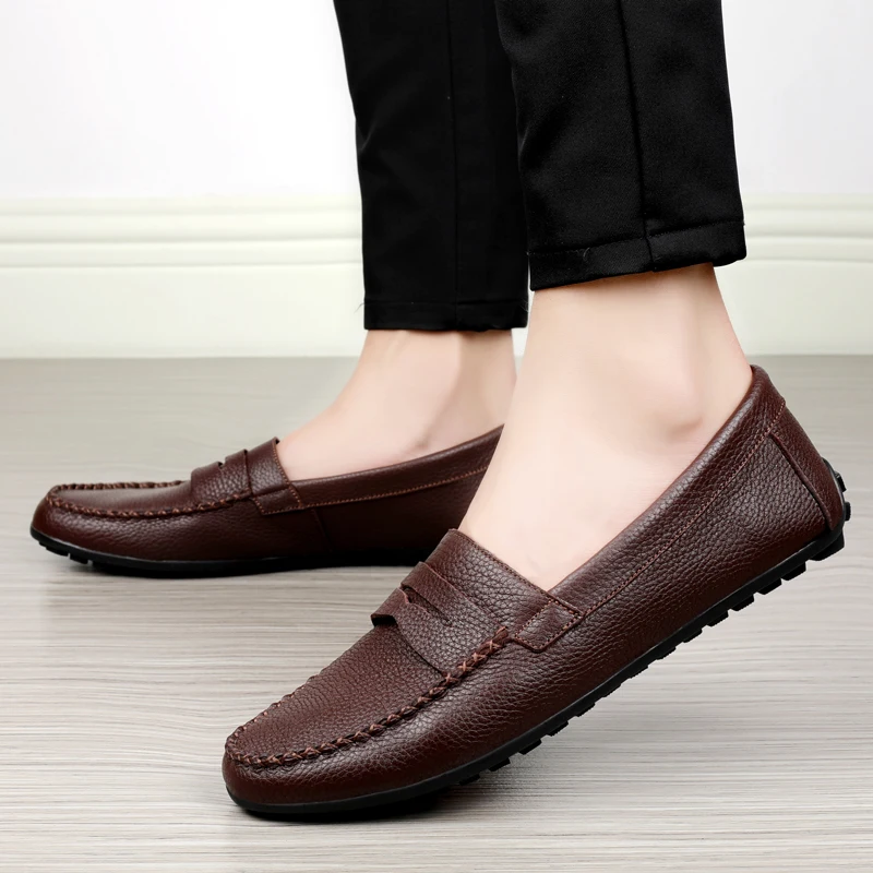 

Luxury Slip on Loafers Men Flat Boat Shoes Men Moccasin Homme Light Male Dress Shoes Design Driving Shoes Man Outdoor Big Size