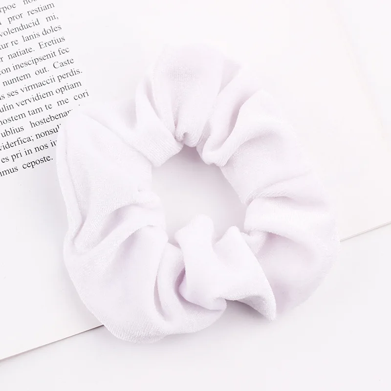 Elegant Velvet Scrunchie – Stylish Elastic Hair Accessory