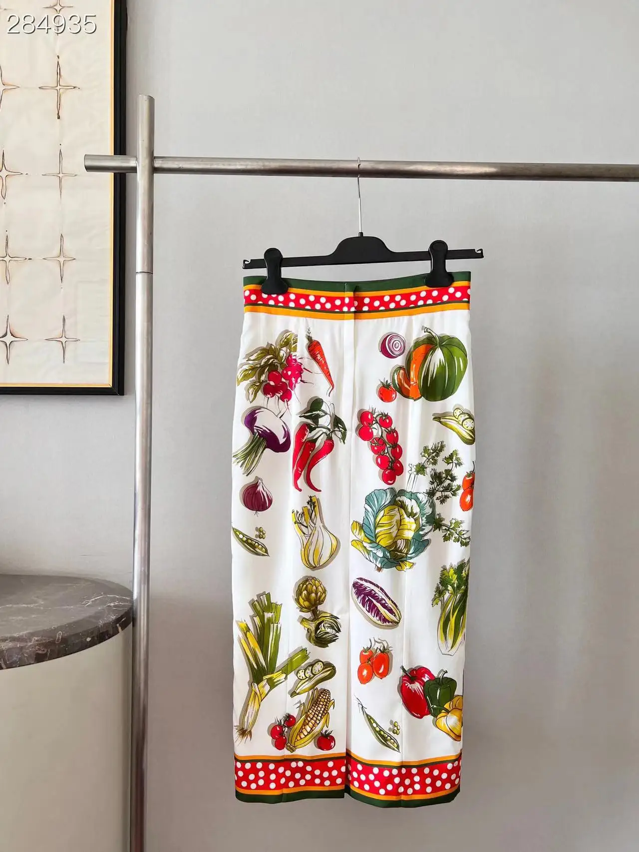 

Fyion Runway Fashion Women Midi Skirt 2022 Summer Flowers Print Silk Ladies Casual Hot Sale Vacation Skirt