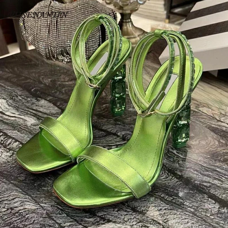 

Summer New Brand Crystal High Heel Sandals Women One Belt Peep Toe Rhinestones Ankle Strap Shoes Sexy Ladies Party Wedding Shoes