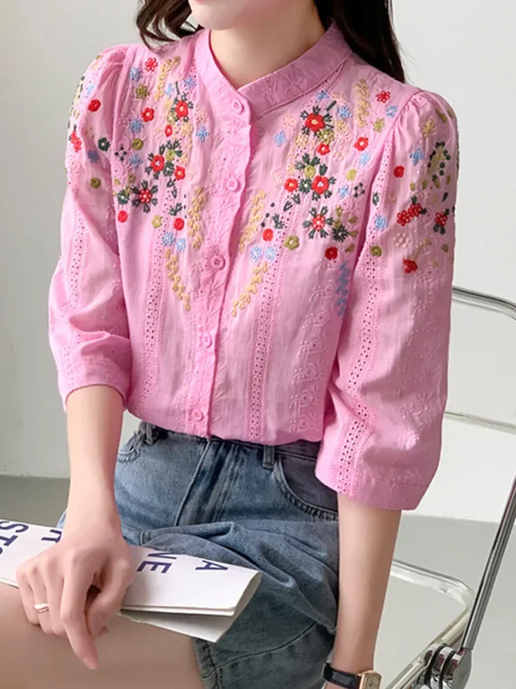 2024 New  Summer New Vintage Embroidered Flower Jacquard Shirt for Women Romantic Gentle Style Versatile Stand Collar Shirt