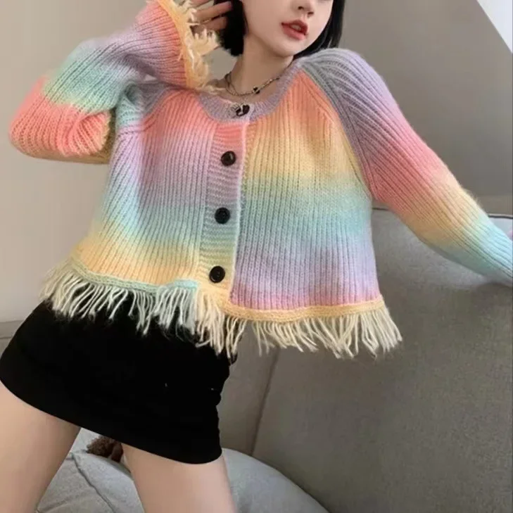 

Gradient Color O-Neck Soft Glutinous Sweater Coat Women Autumn Winter Tassel Short Slim Knitted Cardigan for Women