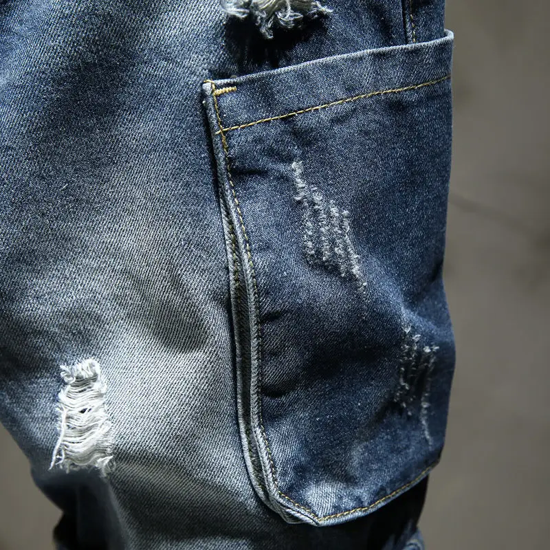 Summer Korean Luxury Washed Solid Ripped Shorts High Quality New Short Pants Fashion Casual Distressed Blue Designer Jeans Men