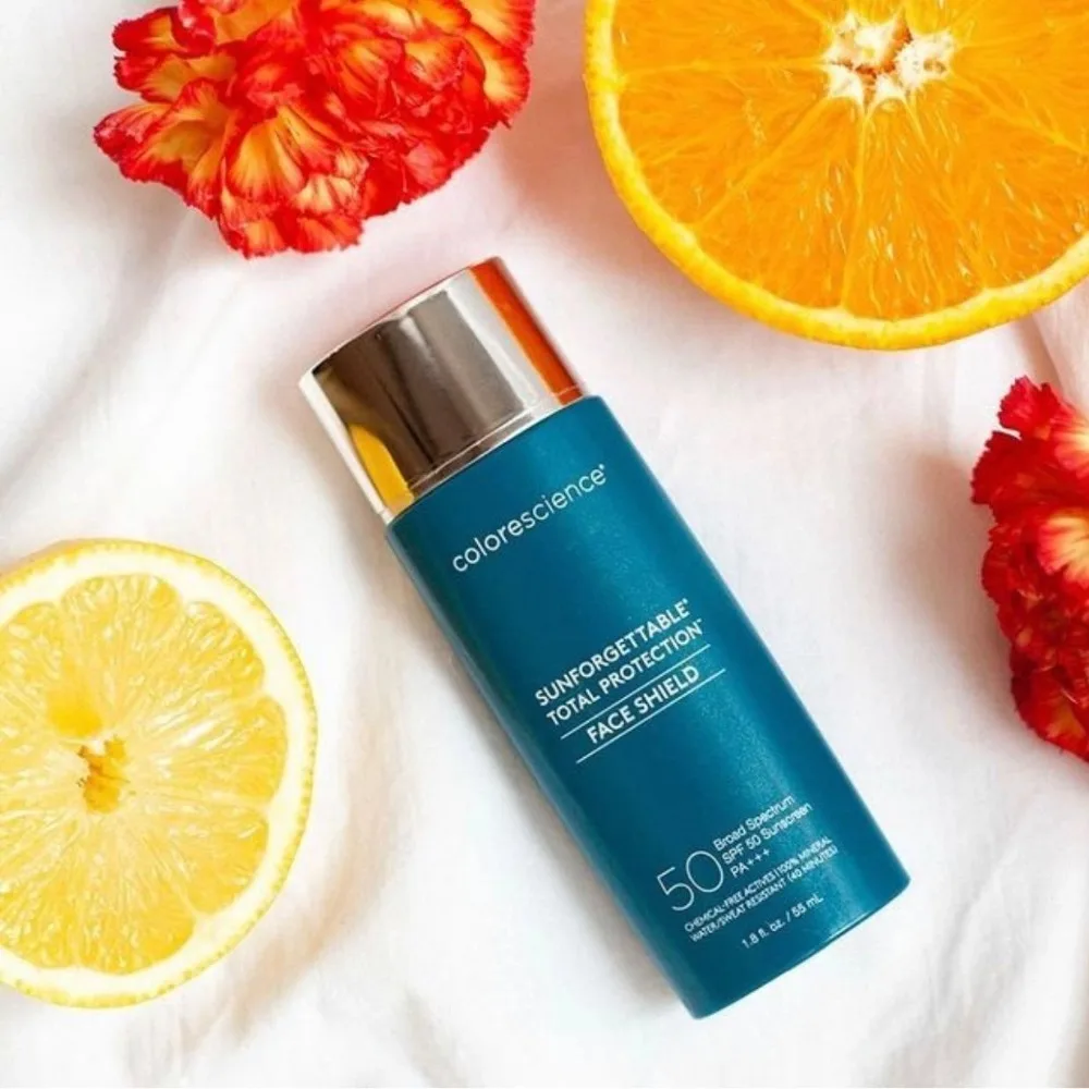 Colorescience Sunforgettable Total Protection Face Shield Classic SPF50, maquillage non gras, teint uniforme, éclat naturel, beauté 1 Colorescience Sunforgettable Total Protection Face Shield Classic SPF50, maquillage non gras, teint uniforme, éclat naturel, beauté 1