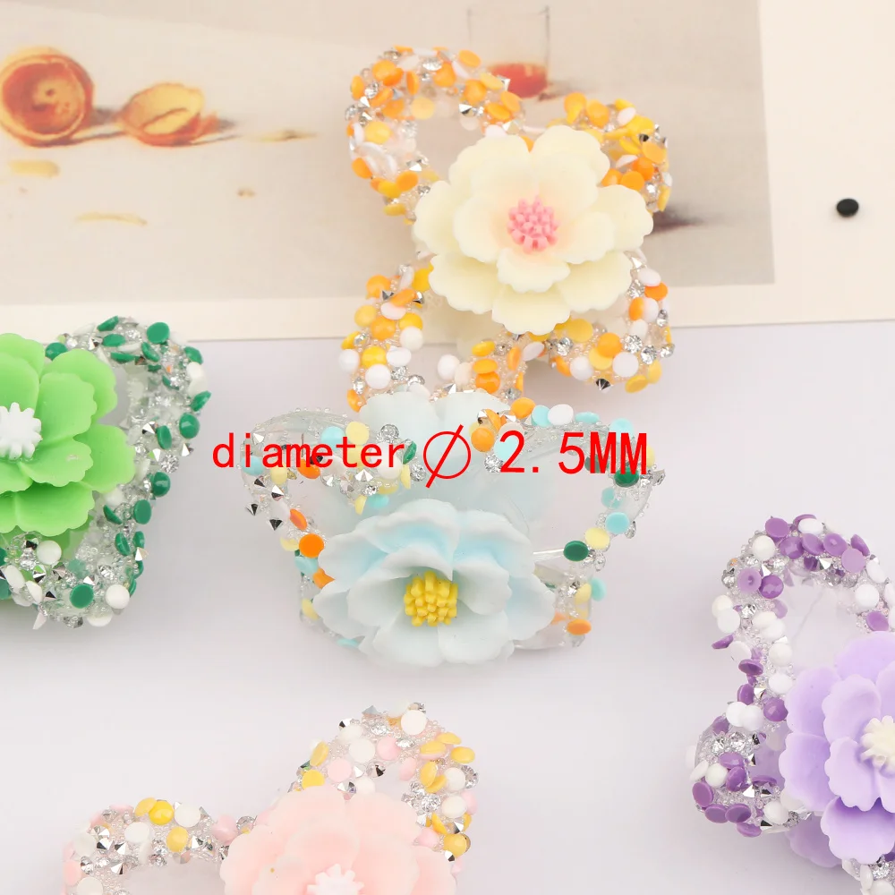 10-40 pezzi di perline a farfalla in acrilico decorazione perline distanziatrici allentate trasparenti colorate per la realizzazione di accessori per