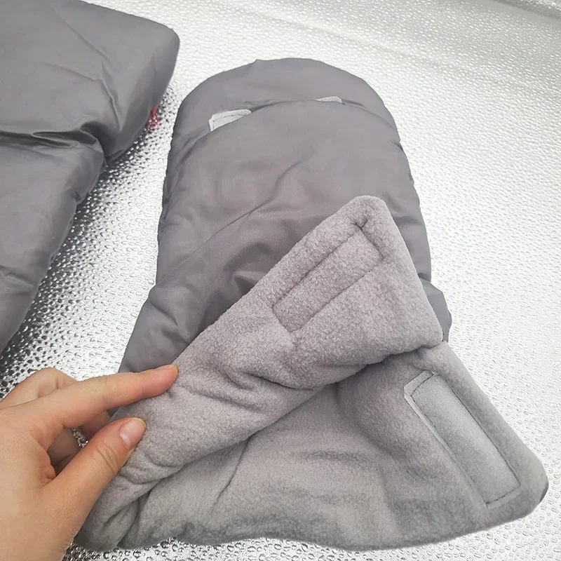 Winter Baby Stroller Gloves Thickening Warm Stroller Gloves Universal Windproof Newborn Pram Glove Accessories