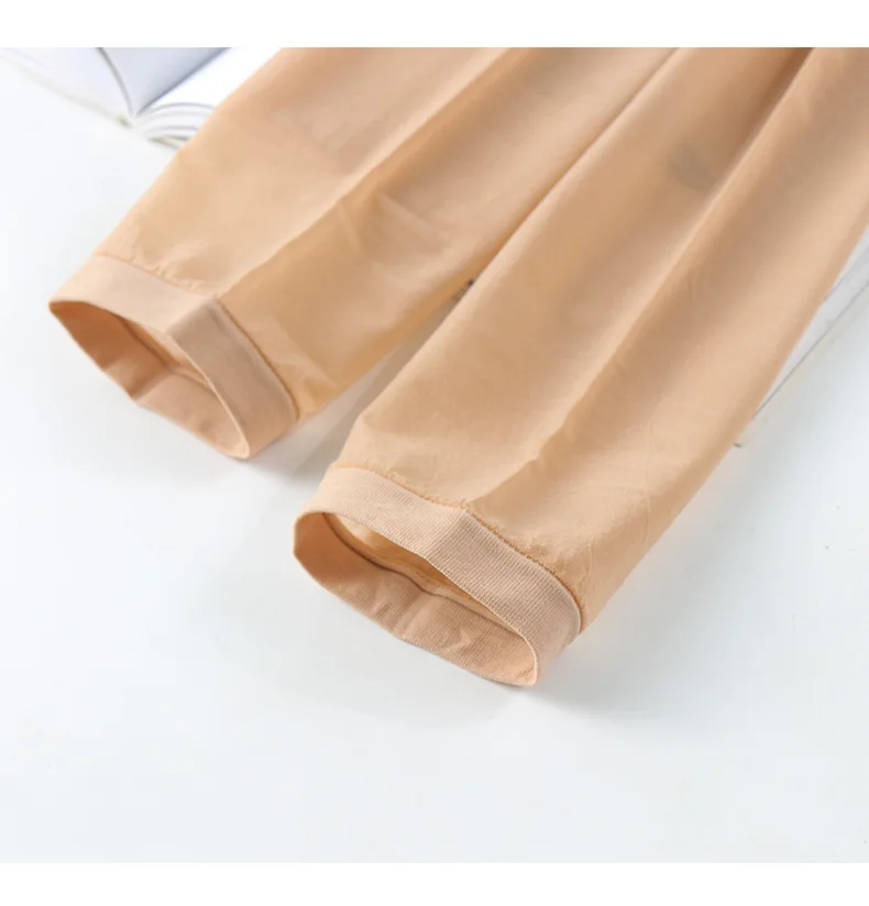 Transparente, matte 40-D-Strumpfhose ohne Fuß für Damen in Burgunderrot ​ Farbige, knöchellange Capri-Leggings aus ultraweichem Nylon ohne Fuß – Detail 5