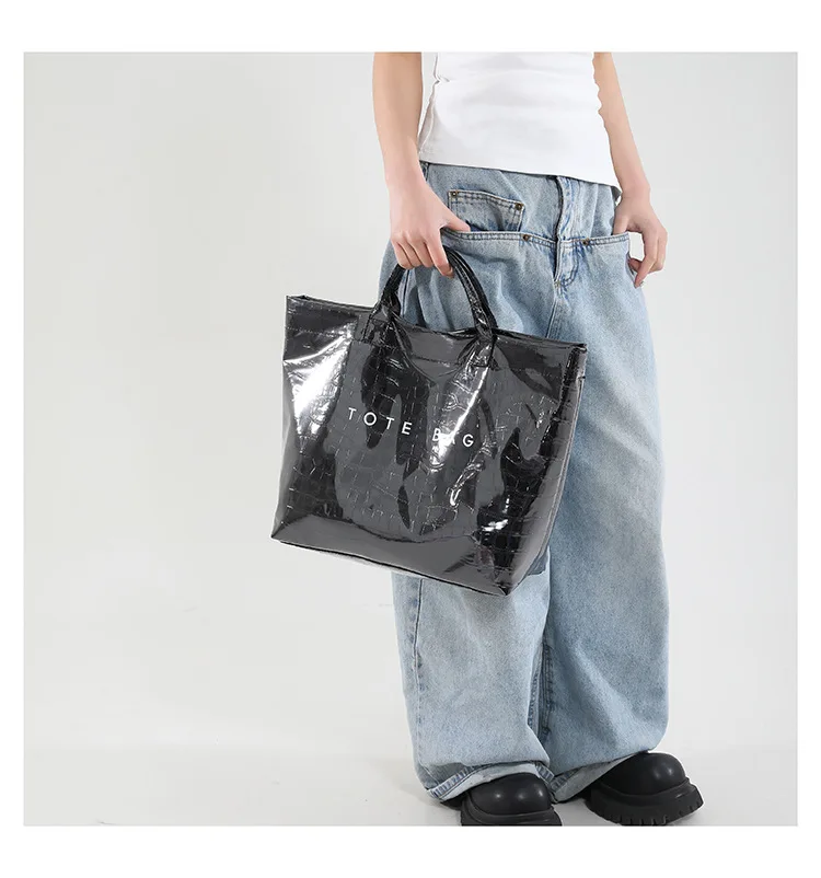 Luxury Crocodile Pattern Women’s Shoulder Tote Bag