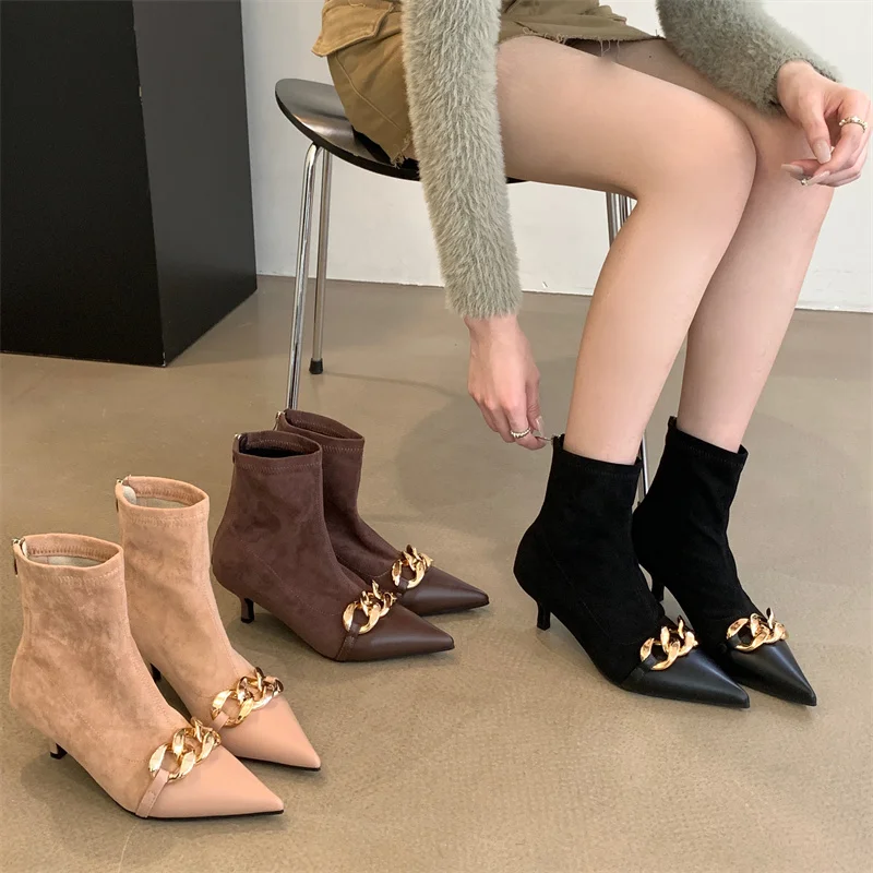 

Low Heeled Black Boots Women Pointed Toe Gold Chain Ankle Boots For Ladies Autumn High Heels Casual Female Shoes Botas Femininas