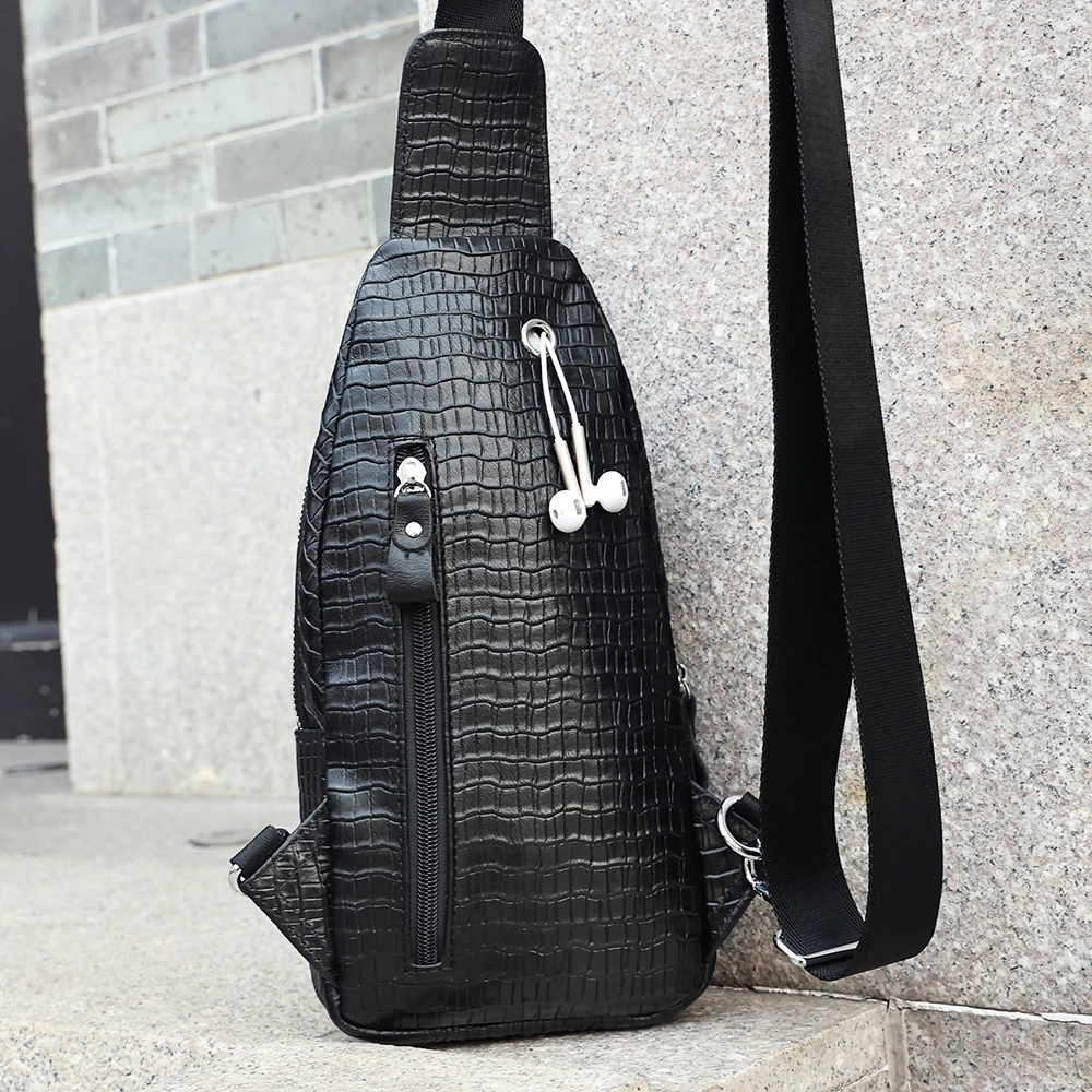Men's retro shoulder bag crocodile pattern crossbody bag personalized fashion trend genuine leather men's chest bag