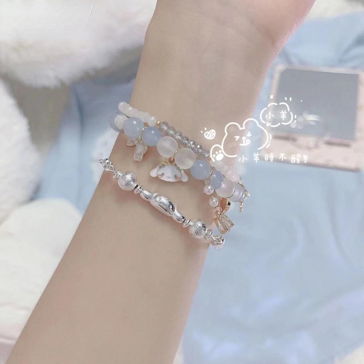 TAKARA TOMY 2022 New Cartoon Hello Kitty Beaded Crystal Bracelet Cute Sweet Girlfriend Gift 2