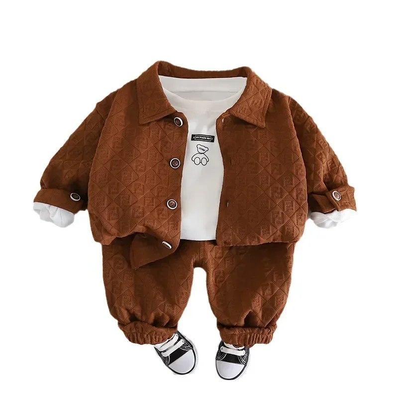 

Осенний комплект детской одежды из 3 предметов для мальчиков, нижняя рубашка с мультяшным медведем, хлопковая верхняя одежда с принтом, куртка, однотонные штаны, наряд для маленьких мальчиков, Детский костюм для мальчика