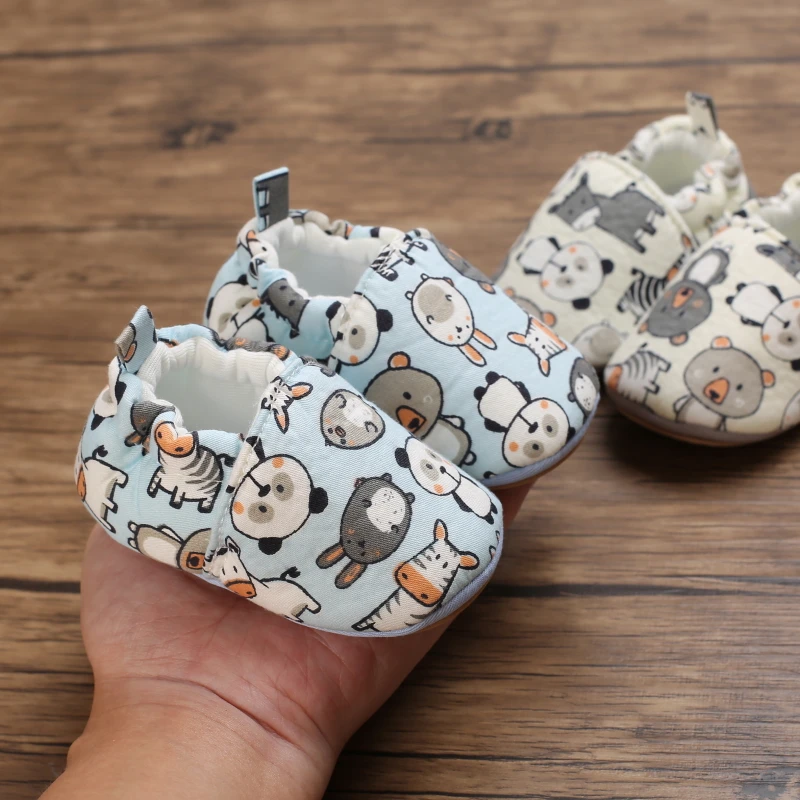 Рисунок 6 - Демисезонная спортивная обувь для новорожденных