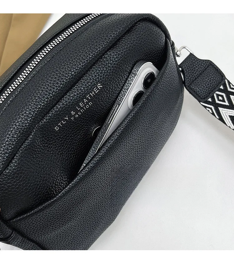 2024 new women's with wide straps, fashionable and simple commuting casual single shoulder crossbody b, small square_voghion.com