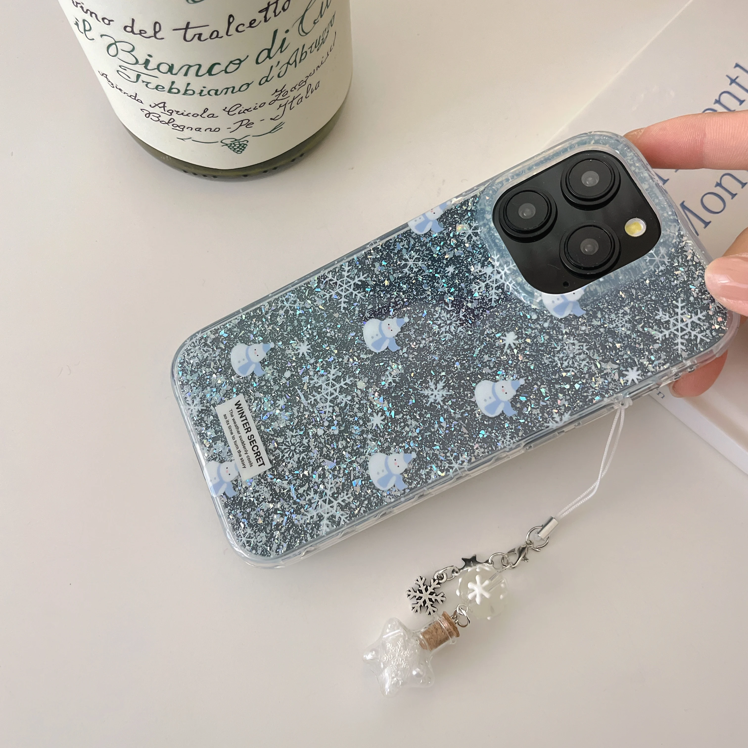 Ins Blue Snowflake Snowman Transparent Glitter Powder Pendant Phone Case for iPhone 16 15 14 13 Pro Max 12 Back Cover Funda