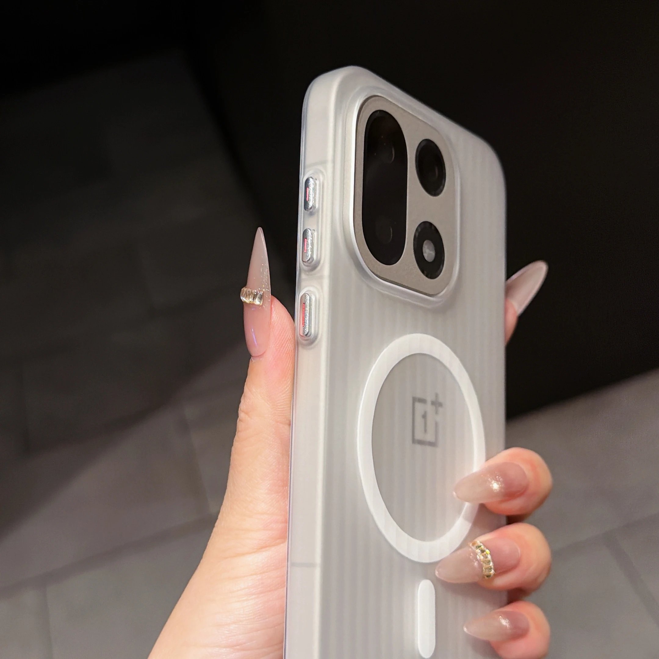 Magnetic Matte Transparent Luggage Stripe Phone Case with Hard Shell