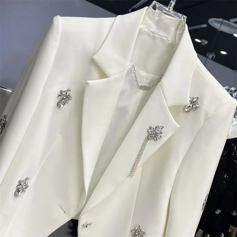 2025 Spring Women Long Sleeve Suit Short Coat Design Sense Heavy Industry Diamond studded Beads Wide Shoulders Irregular Suit