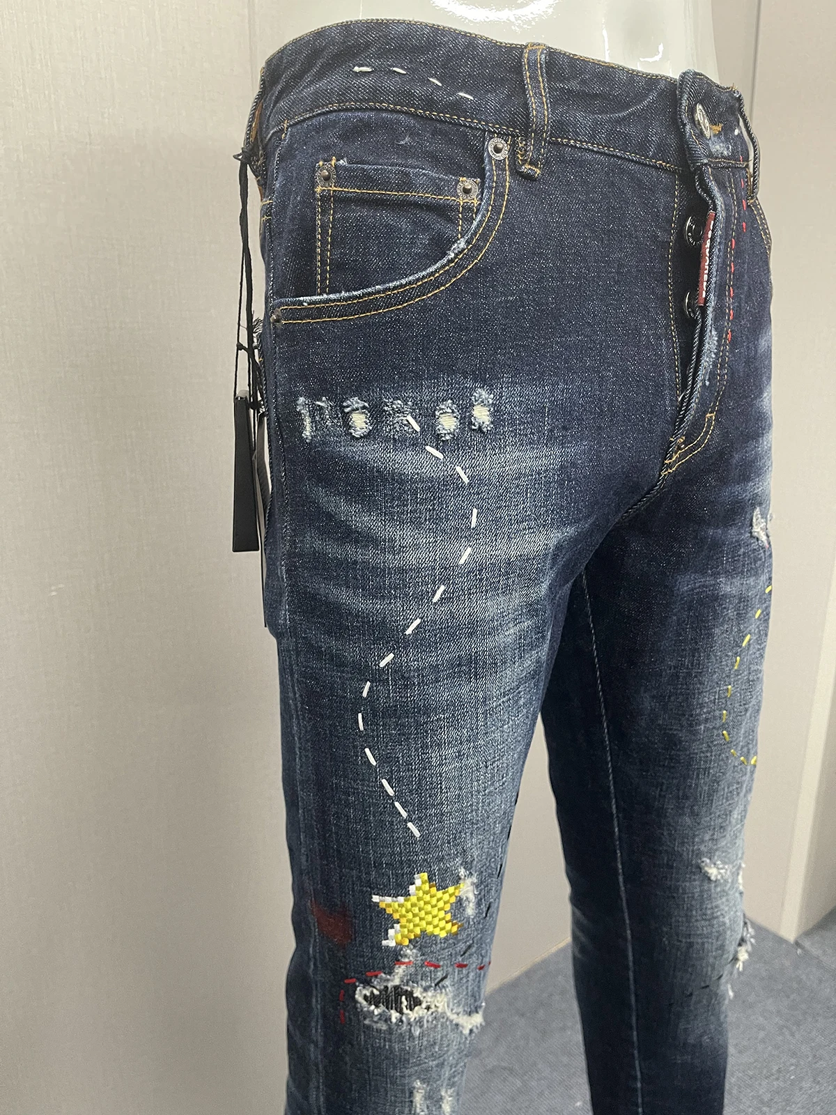 2024 Spring/Summer New D2 Jeans Trendy Men's Washed and Worn Hole Patches Paint 3D Cutting Small Foot Jeans Men's