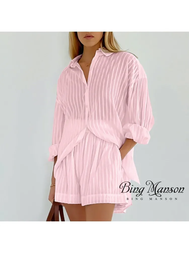 

Autumn and Winter Women's Striped Shirt Set Jacquard Bubble Sleeve POLO Neck Shorts Commuter Street Casual Women's Two Piece Set