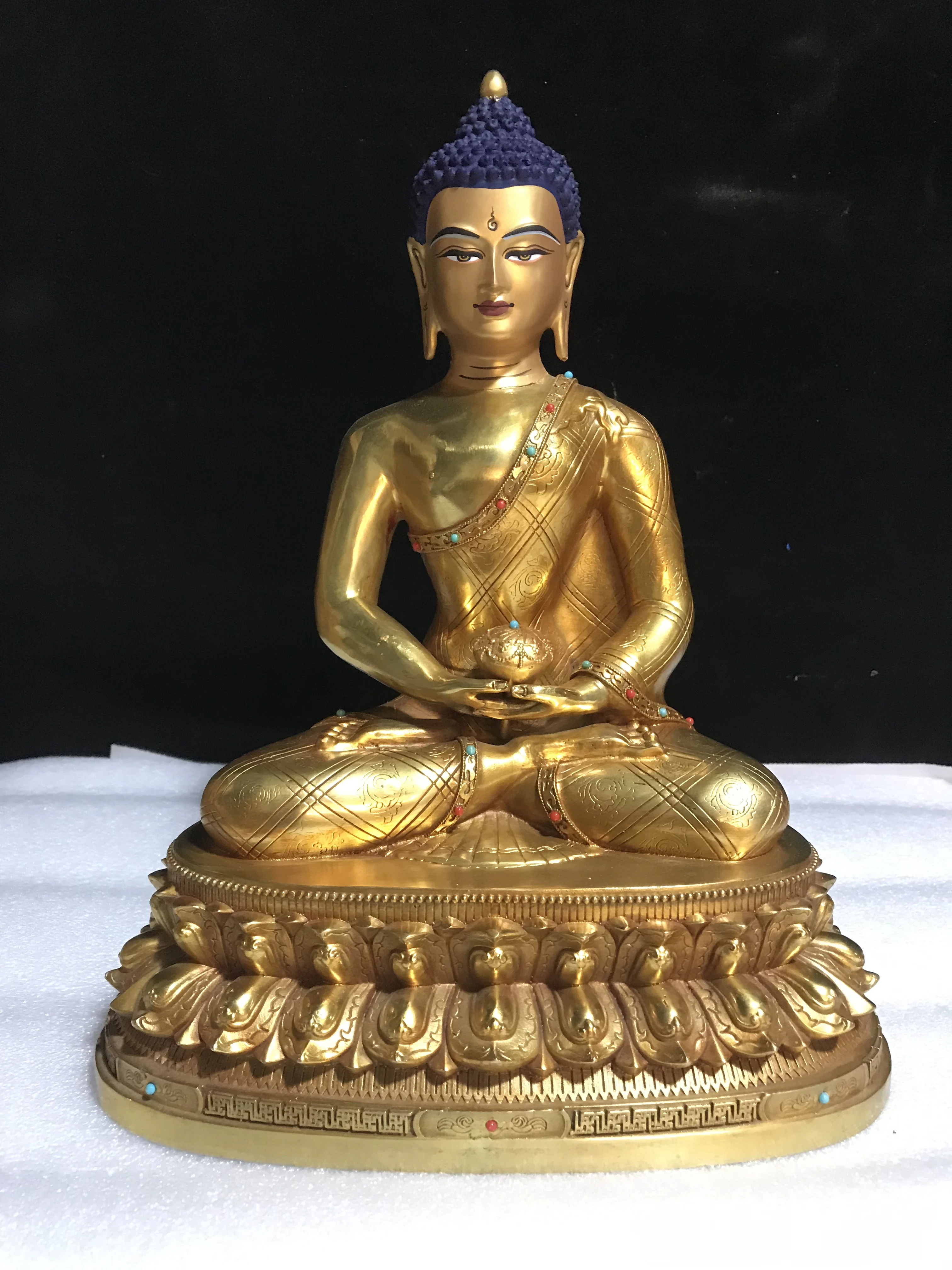 

10 inch Xizang craft pure copper gilded Amitabha Buddha statue 32cm high Taiwan Seiko Sakyamuni Buddha bronze ornaments