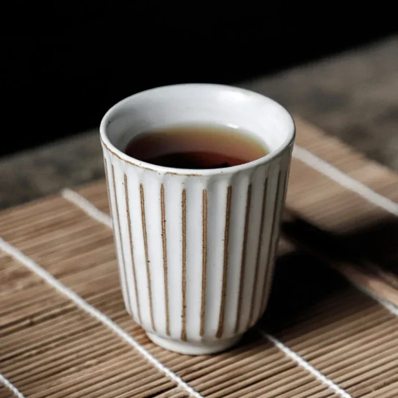 

4Pc Ceramic Tea Cup Small Japanese Tea Cups Chinese Kungfu Teacup Set Home Restaurant Water Cup Porcelain Cup for Tea Drinkware