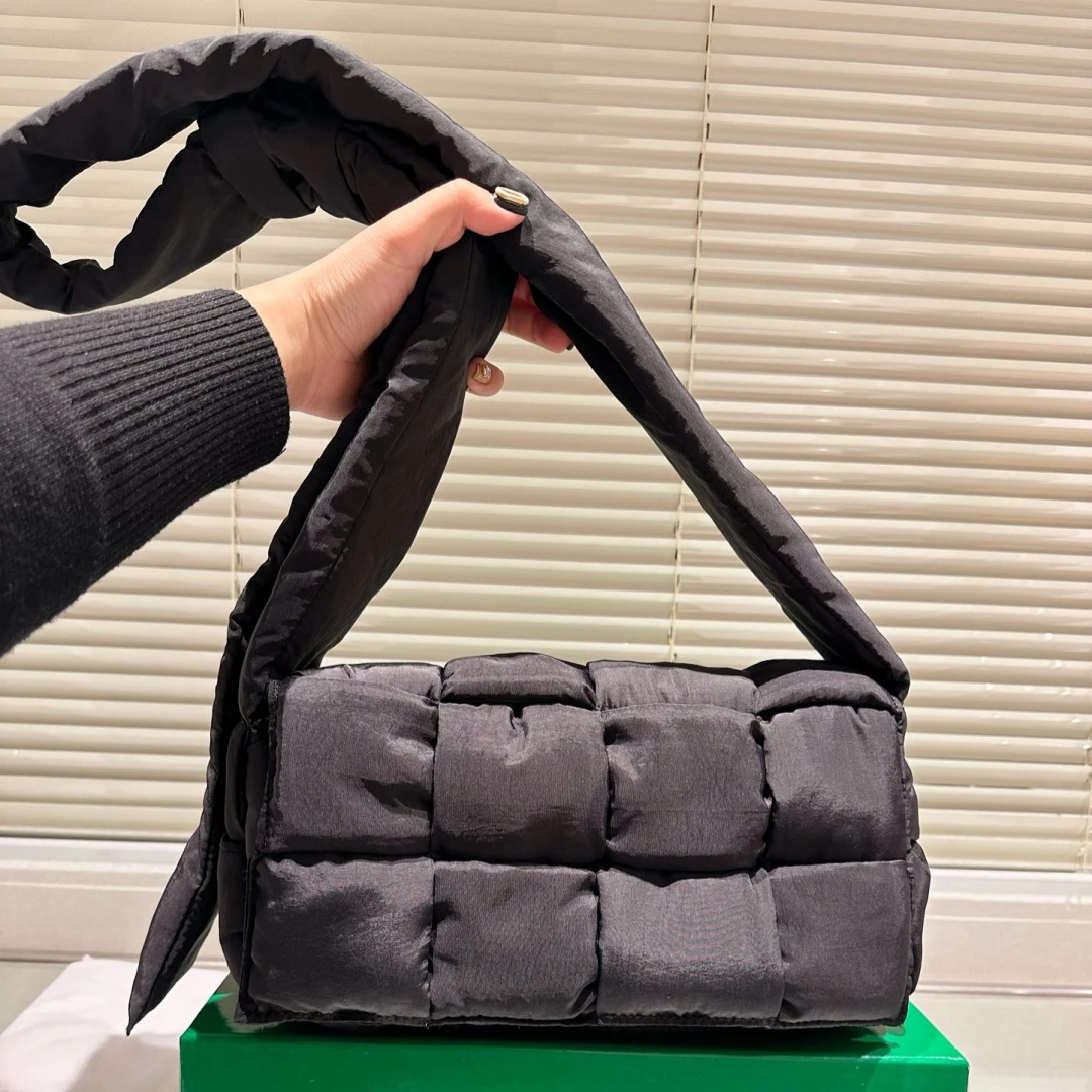 

High luxury design handmade woven cloud bag for women's handbag, genuine leather for women's handbag