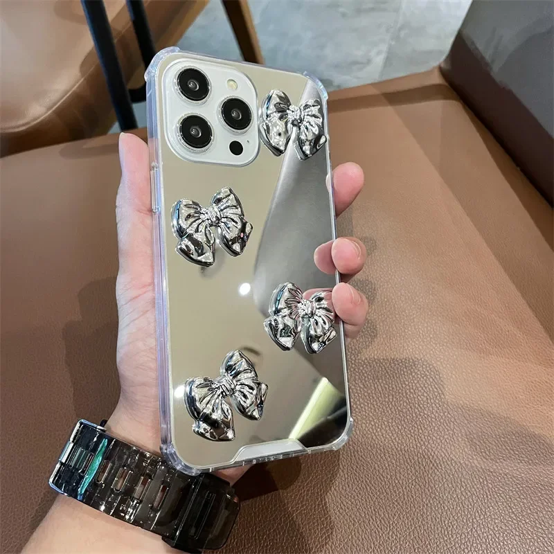 thumbnail image 1 of Funda de teléfono transparente de silicona suave con forma de corazón para IPhone, carcasa protectora de espejo plateada, estilo coreano, a la moda, para IPhone 13 Pro Max 14 11 12 15 XR, 1 of 5