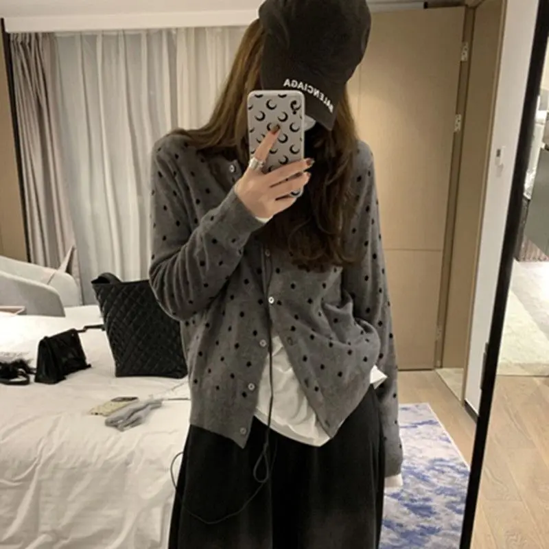 Polka dot knitted cardigan ins women's spring and autumn new style layered design sense versatile slimming long sleeved top 2