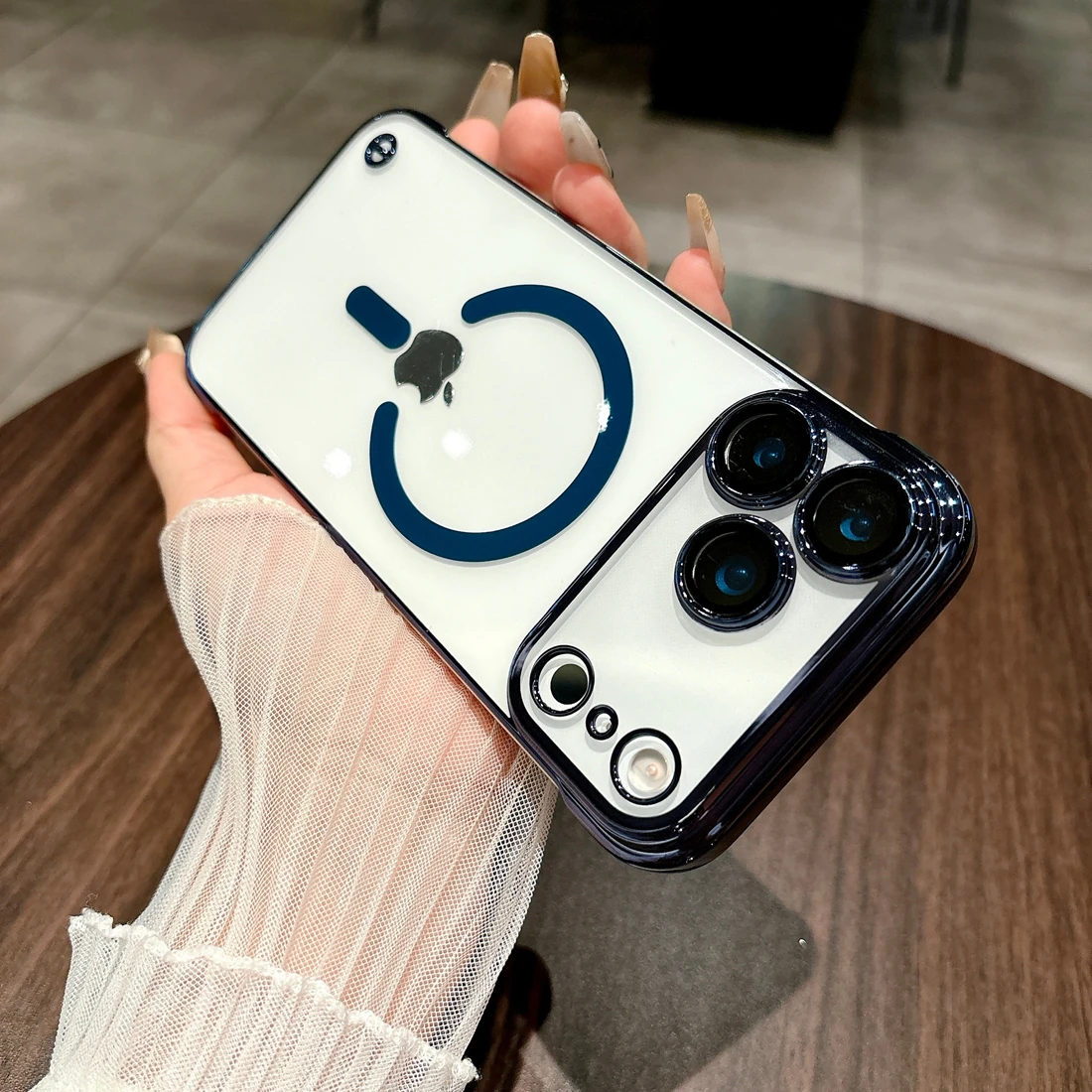 حافظة مغناطيسية رفيعة للغاية بدون حدود لهاتف آيفون...