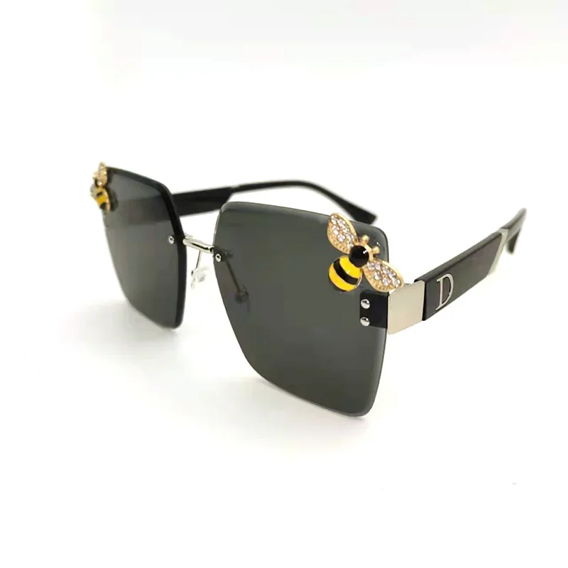 

2022 New Bee Baroque Sunglasses Women's Lentes Oculos Gafas De Sol Feminino Lunette Soleil Letter Sun Glasses Mujer