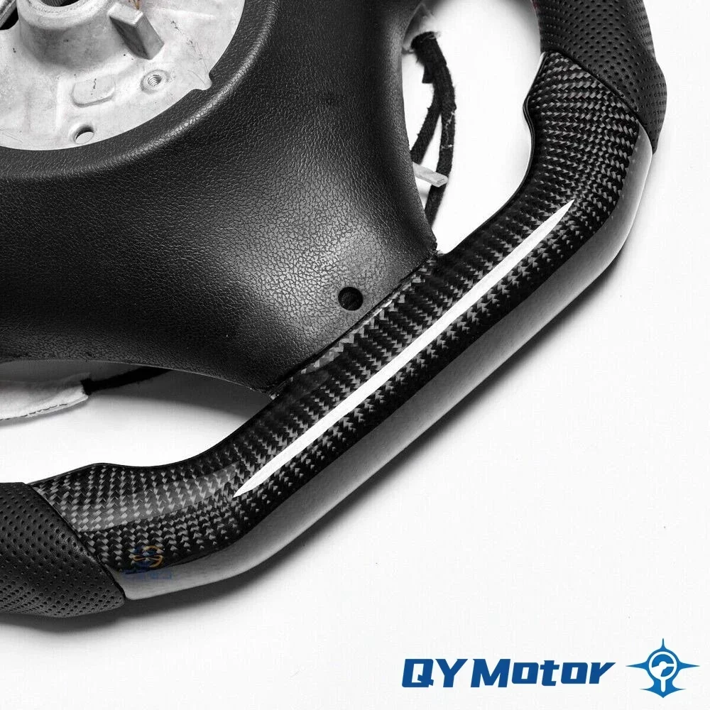 LED 탄소 섬유 천공 가죽, BMW 스티어링 휠 Volant E89 E90 E91 E92 E93 330i 335i 328i M3 2005-2012 3 시리즈에 적합