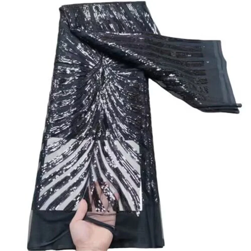 

Latest Black Gold French Nigerian Lace Fabrics High Quality Tulle African Lace Fabric Wedding Sequins French Tulle Lace