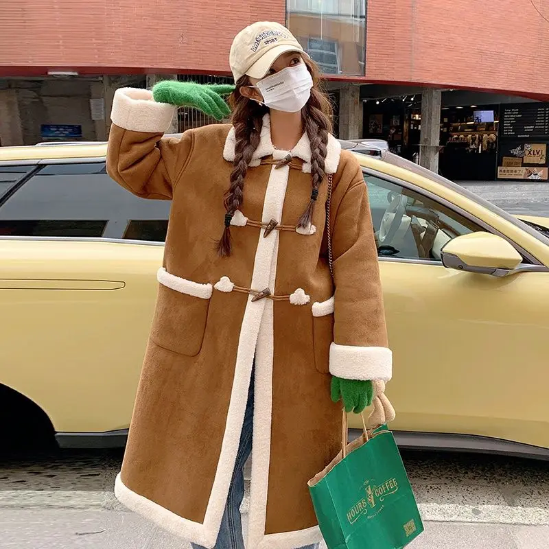 Long Horn Button Lamb Wool Coat for Women, Fleece-Lined Overcoat, Loose and Versatile, Casual Outwear, Fashion Design, Winter