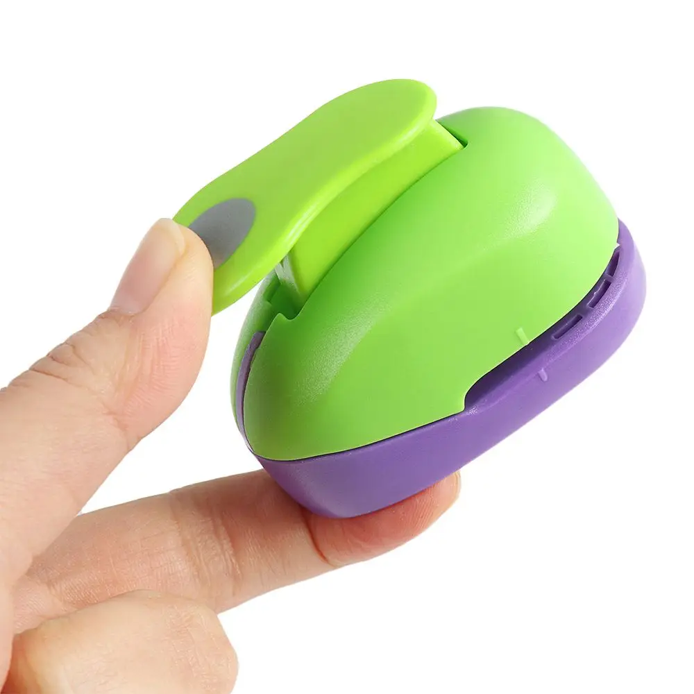 9mm 16mm 25mm Color Random Gifts DIY Convenient Scrapbooking Embossing Round Hole Punch Paper Shaper Cutter Cards Making paper cutter circle hole punch hole punching tools paper craft punch paper punch embossing maker