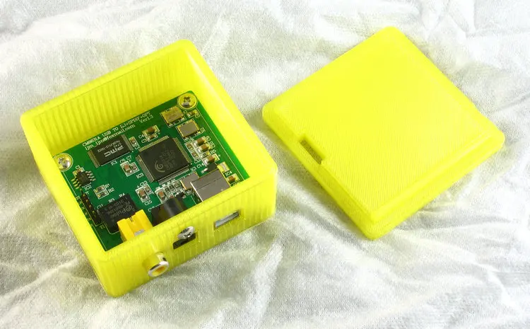 

CM6631A USB to SPDIF Supports Coaxial Fiber Output 32bit/384K Sampling Does Not Support DTS