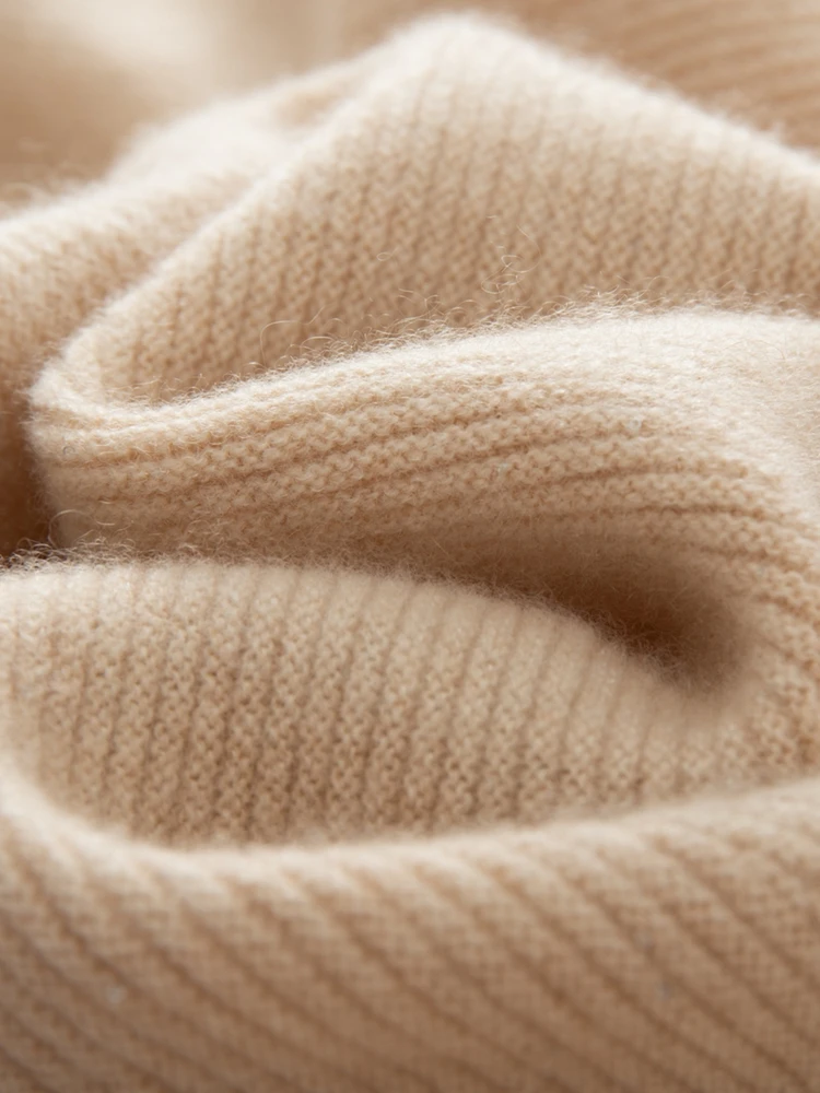 Cashmere fishtail skirt movement