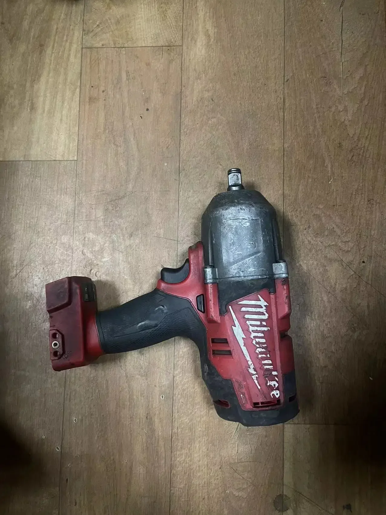 

Milwaukee 2763-20 M18 Fuel Brushless 1/2" High Torque Impact Wrench - Tool Only.SECOND HAND