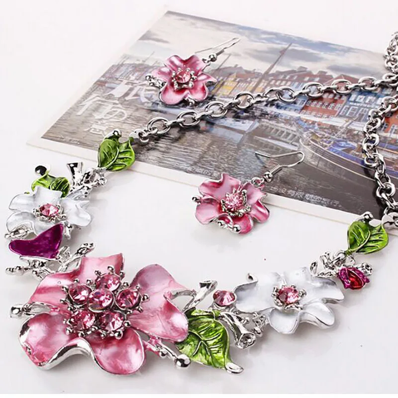 Jewelry sets 2Pcs/set rhinestone flower necklace earrings luxury