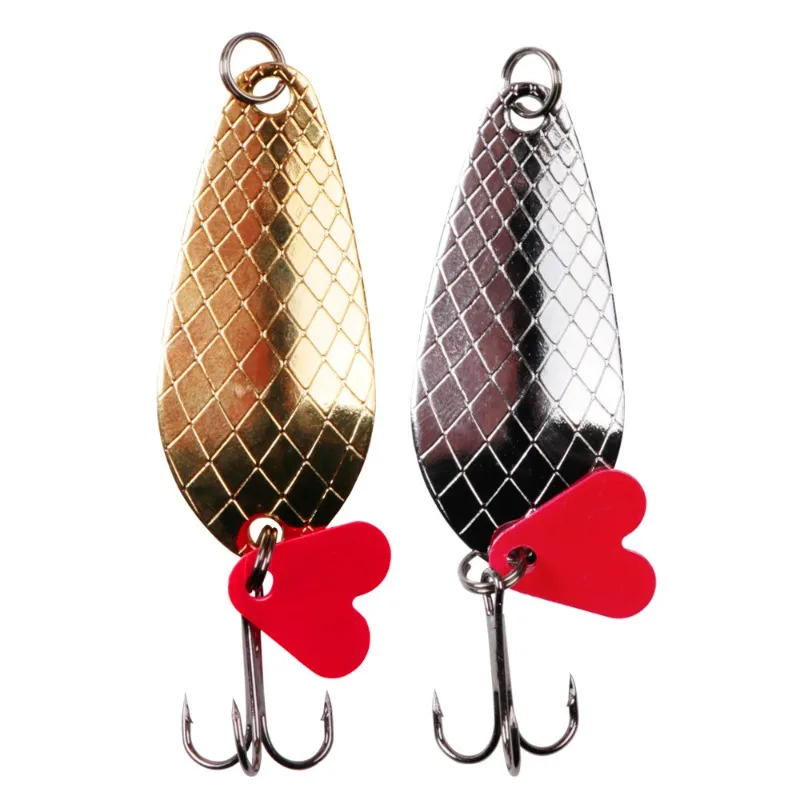 1PCS Metall Jigging Spinner Löffel 9g 7cm Angeln Locken Harte Köder Pailletten Noise Paillette Künstliche Köder mit drillinge