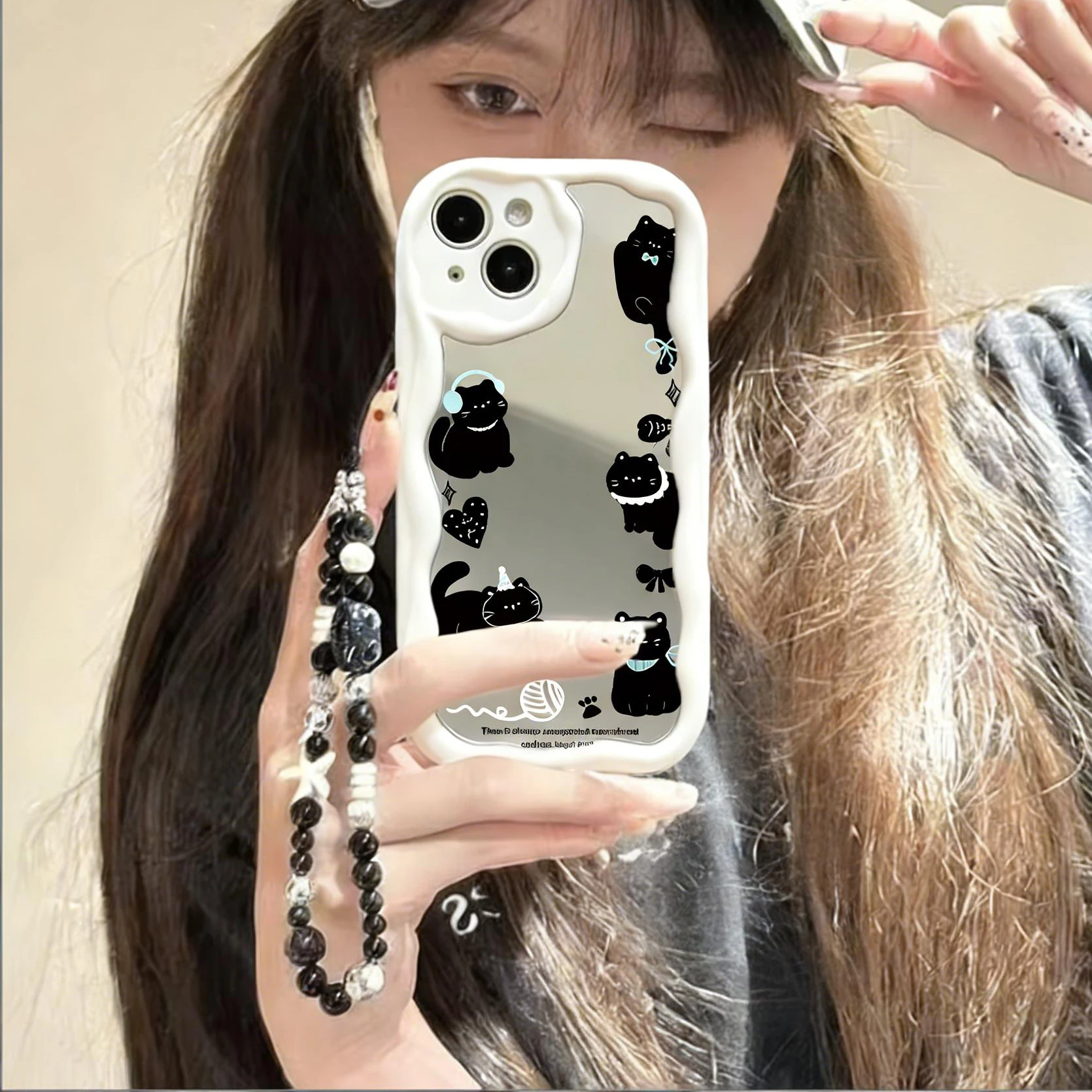 Charming Cat Mirror Chain Lanyard Silicone Phone Case