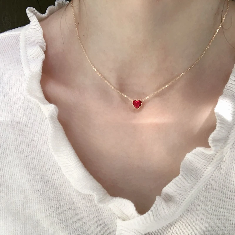 Silver Inlaid Ruby Love Heart Clavicle Chain Pendant Exquisite Romantic And Elegant Ladies Engagement Jewelry