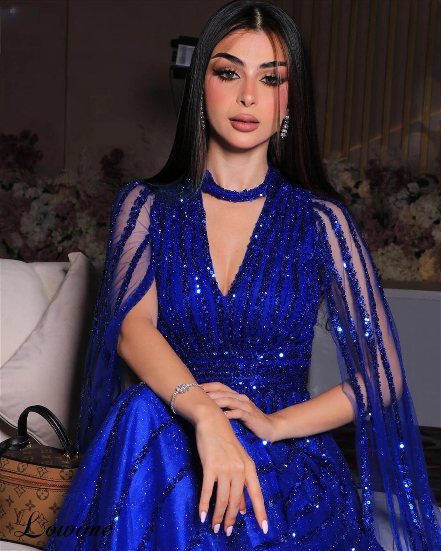 Рисунок 3 - Блестящее длинное платье из тюля