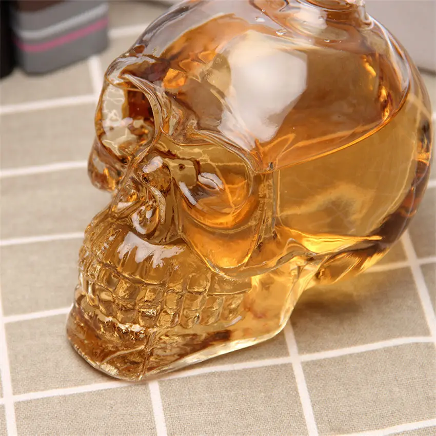Halloween Crystal Skull Head Bottle Whiskey Vodka Wine Decanter Bottle Whisky Glass Beer Glass Spirits Cup Water Bar Home