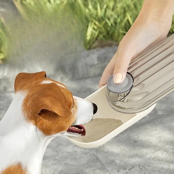 Bebedero de viaje seguro conveniente